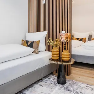 Apartment S331 - Luxurious Two Bedroom Duplex In, Köln