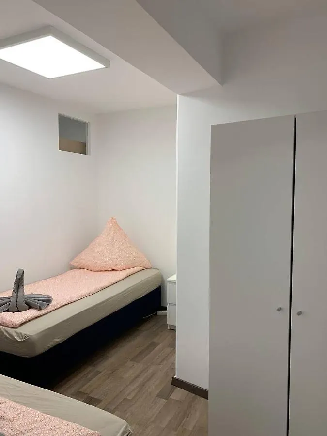 Central Private Rooms In Popular Neighborhood! Cologne 0*,